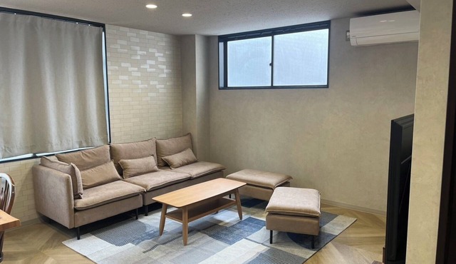 Newly renovated, spacious 70 sq.m. private room with free parking, big screen TV and kitchen/Ideal for families and groups.