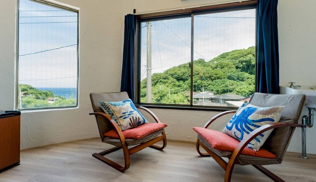 Nonsmoking Deluxe room with bathroom/Oshimamachi Tokyo