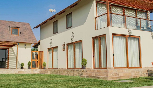 Ocean & Lagoon View Villa w/Private Pool in Chincha Baja