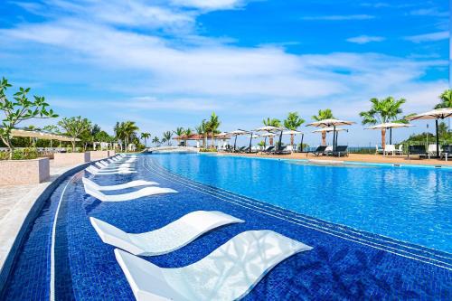 Oriental Hotel Okinawa Resort & Spa in Nago