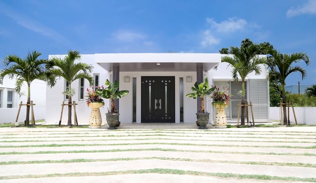 Palm Villa Ishigakijima igusa