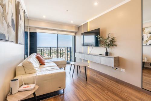 Panoramic Ocean Views High Floor San Isidro in Lima