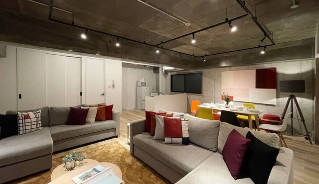 Peaceful Modern Flat Near Atomic Bomb Dome in Hiroshima City