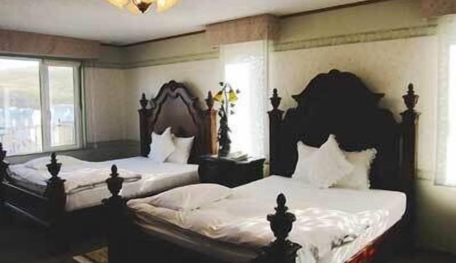 Petit Hotel Corinthian in Rebun
