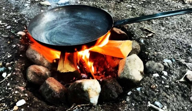 Private lodge where you can enjoy authentic BBQ and bonfires surrounded by nature