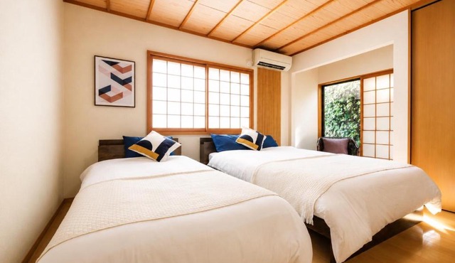 Private stay 桜と夕日 奈良 Max12名 駅5分 駐車場付 in Nara