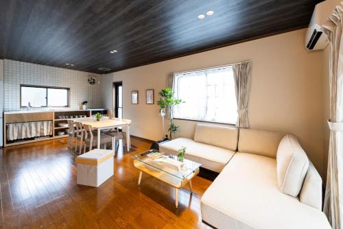 Private Villa 青梅庵 - Max 10, 8-min walk to Dazaifu, 1 free-parking, 5 bedrooms