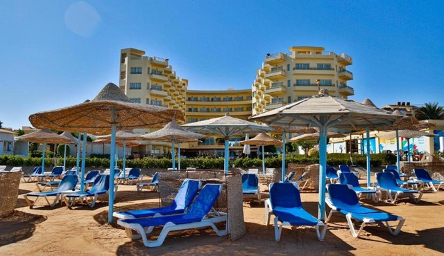 Relax Stays, Magic Beach Hotel ,1BR, All-Inclusive