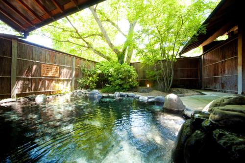Ryotei Tanokura in Yufu