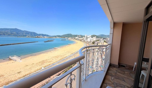 Seaside Hotel AMANE in Obama