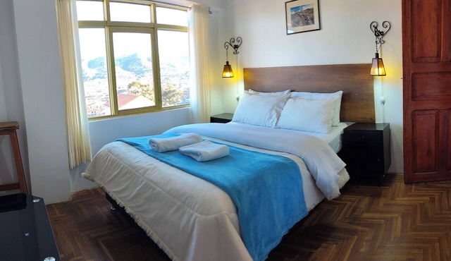Serene 2-bedroom apartment in charming Cusco perfect for explorers