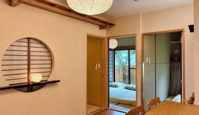 SERENE | Dotonbori · 5th Floor | 80 ㎡ · 3 bedrooms · 2 bathrooms | Japanese-style room | Entire Floor in Osaka