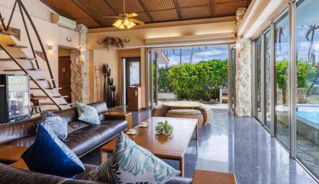 Sesoko Island Luxury Private Villa | 145 ㎡ | With Pool | Within Walking Distance of the Ocean | Sleeps 8 (Maximum 10) in 本部町瀬底