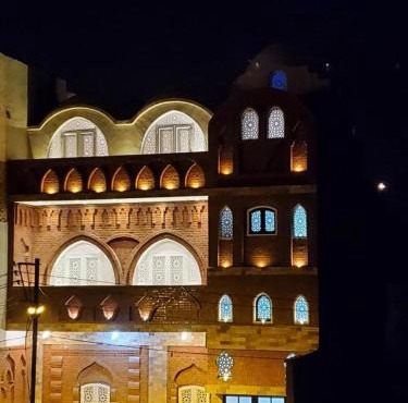 Shahhat Apartments - Habu Temple & Mountain View