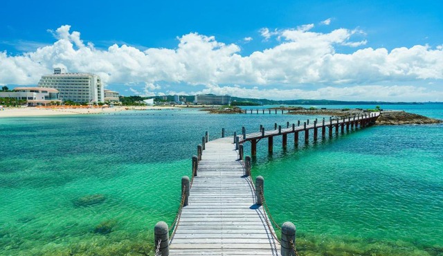 Sheraton Okinawa Sunmarina Resort