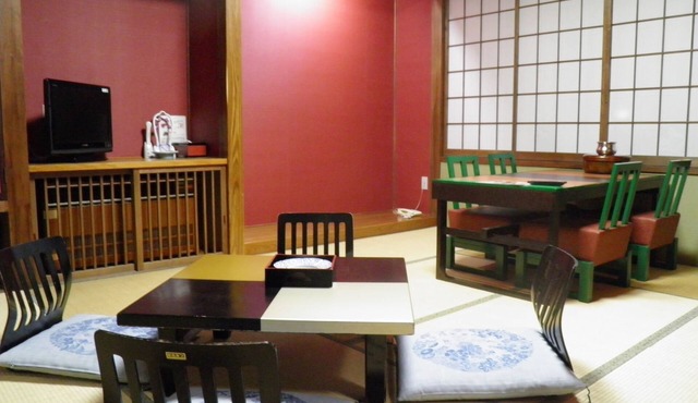Shunjyuan Wakanoyu in Chikuma