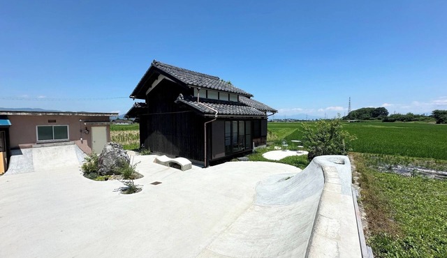 sikari | A Stayable Kissa in Rural Japan/Takashima Shiga in Takashima