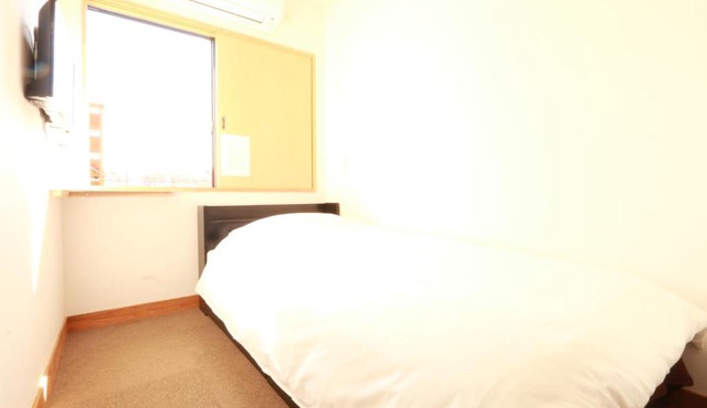 Simple Sleep 半個室style 男性専用 in Hitoyoshi