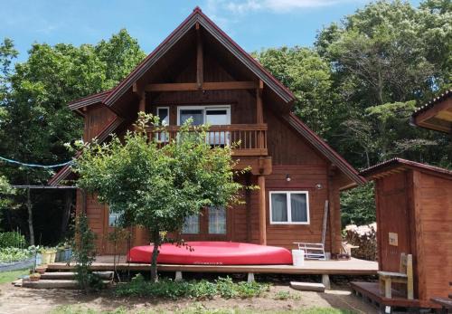 Siodomi Marinki shared wood lodge, pets allowed for a fee in Ōkuki