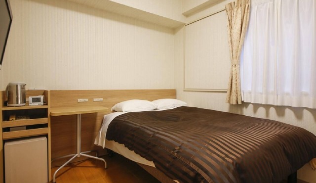 Small double 140cm 190cm WiFi compatible roo/Osaka Ōsaka in Osaka