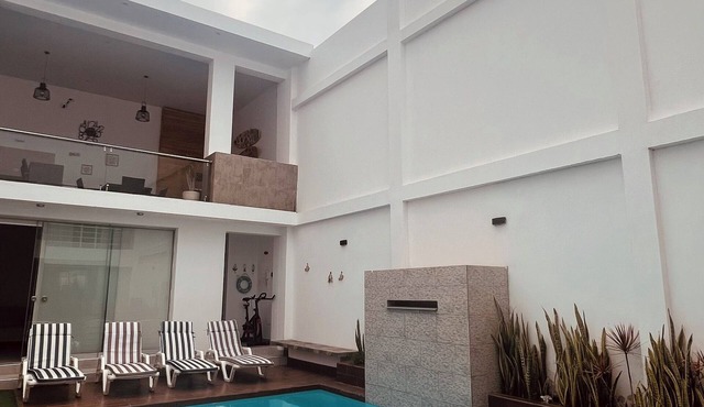 Spacious House in Puerto Malabrigo with Pool and Beach - Surf All Year Round in Chicama in Puerto Malabrigo