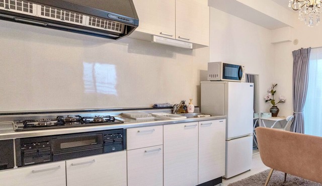 SunSea Okinawa Stunning Ocean View 2BR Sleeps 6 20 min from Airport 3 min to Shopping Mall