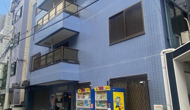 Super close to Dotonbori! Great location room#403