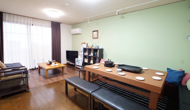 Takamatsu guesthouse akane
