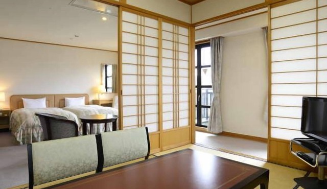 Tatsuno Park Hotel in Tatsuno
