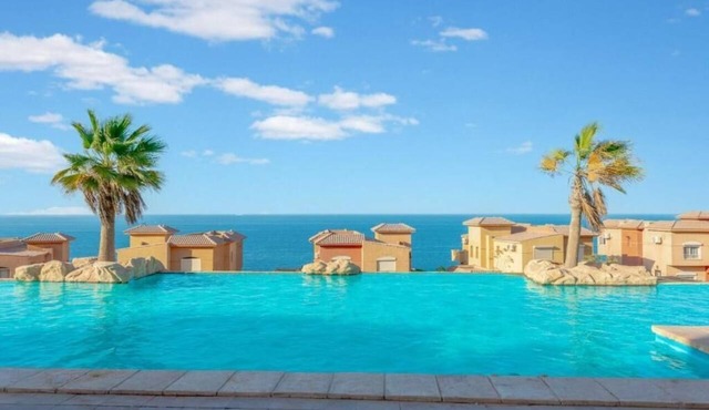 Telal Villa overlooking the sea