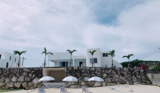 Thalassa Beach and Pool Villa in Yoron