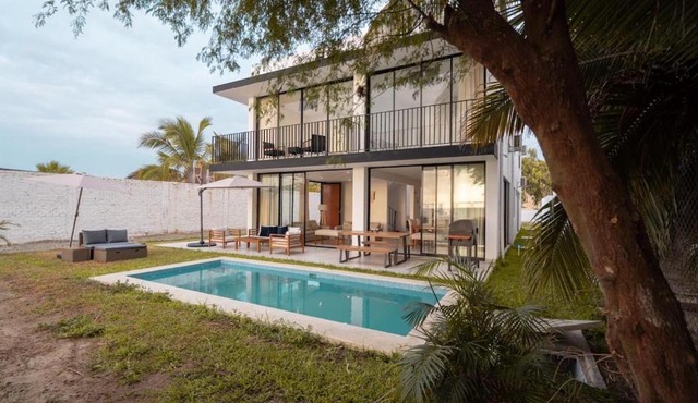 The best House in Colán- south side
