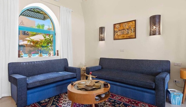 The Downtown Oasis I Nesty Hospitality