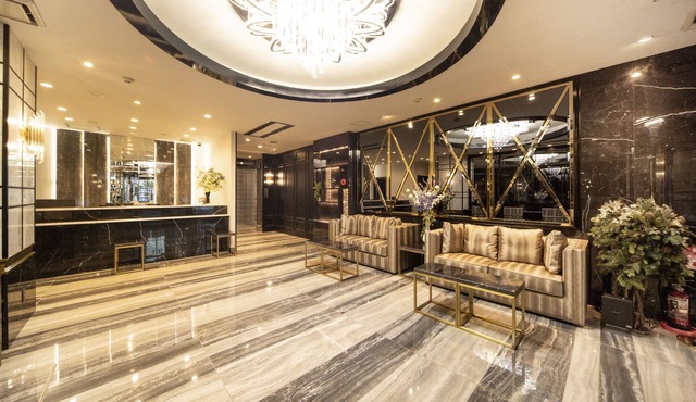 The Grandeur Hotel