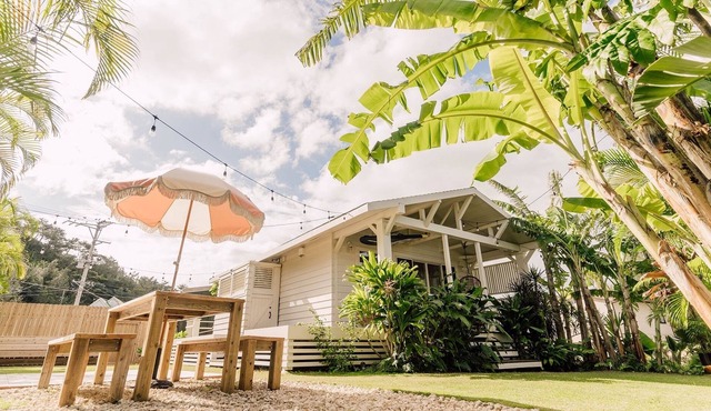 The Guava Shack Hawaiian style surf shack / Kunigami-gun Okinawa