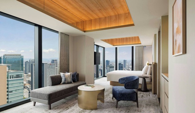 THE OSAKA STATION HOTEL, Autograph Collection