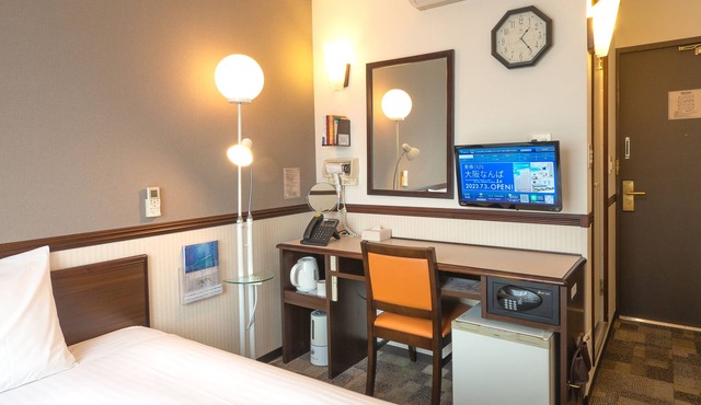 Toyoko Inn Shin Osaka Chuo Honkan in Osaka