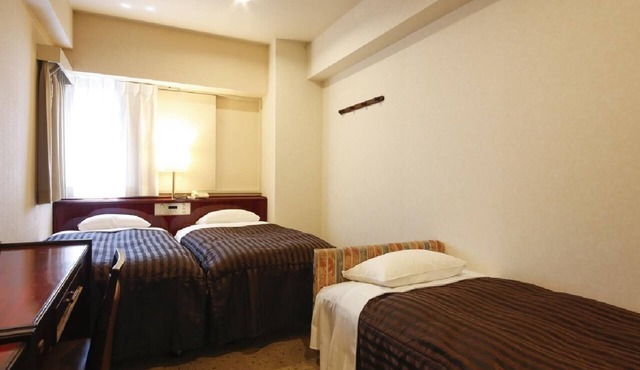 Triple 16sqm WiFi correspondence room without /Osaka Ōsaka in Osaka