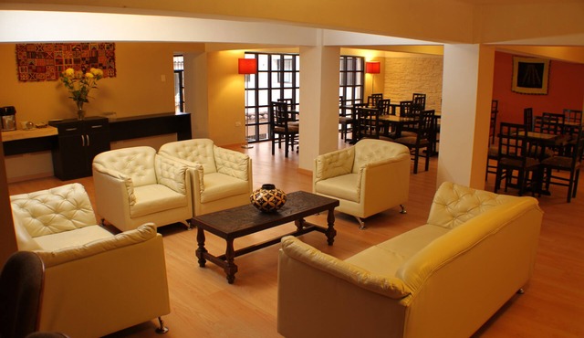 Triple Room - Tampu Hotel.
