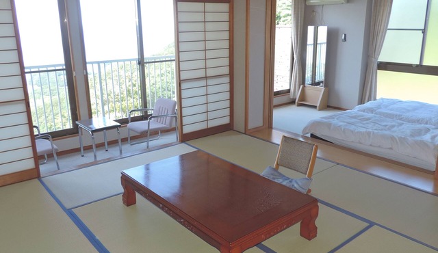 Tsubaki Shizen En in Anan