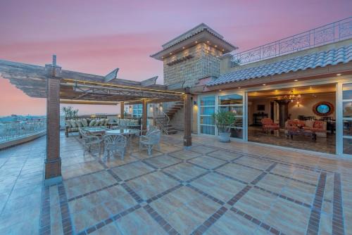 Unique House with charmy view in Cairo