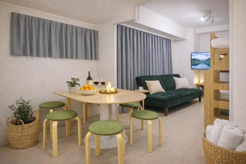 URBAN CABIN - City Center & Free Parking