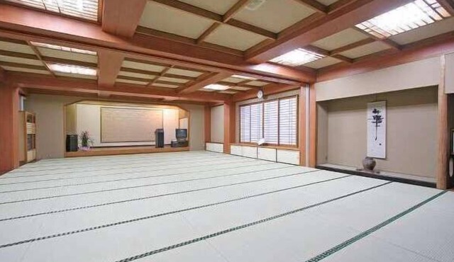 Utsumi Onsen Ichizu in Minamichita