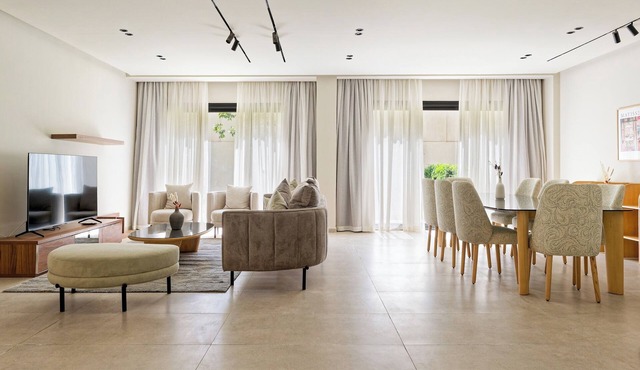 VESTA - Luxury Duplex - 3BR - Zayed City I
