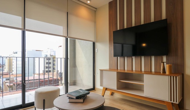 w *|Grand 2BR w/Great balcony in Miraflores in Lima