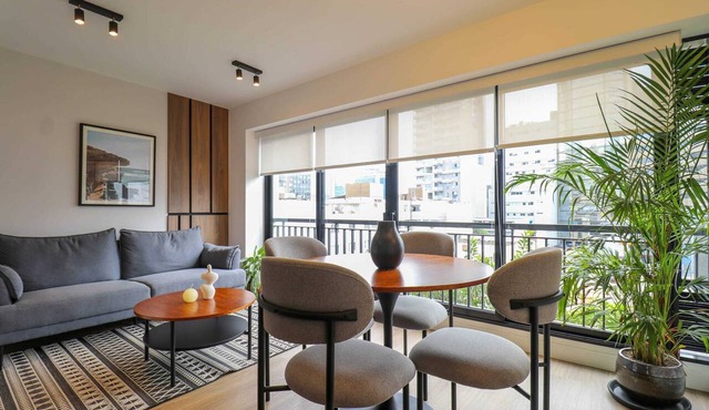 w* | Luxury & Cozy 2BR with Balcony in San Isidro in San Isidro