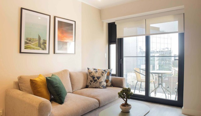 w* | Relaxing 2BR w/Balcony & View in Miraflores