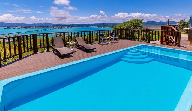 With private pool Fully equipped with BBQ equipment A villa with a panoramic view of Kouri Ohashi /Kunigami-gun Okinawa