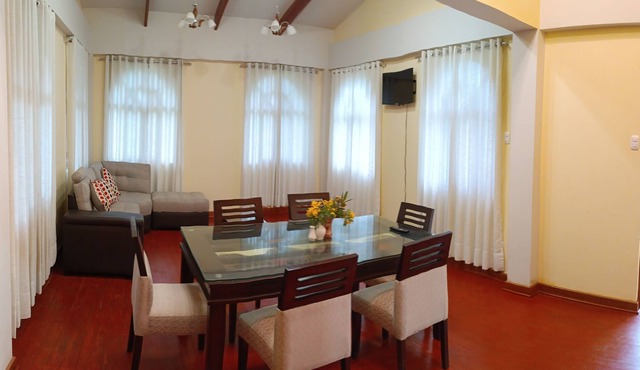 Yanampampa Lodge