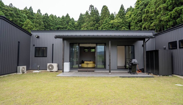 Yogo Lakeside Villa Kagamigaoka in Nagahama